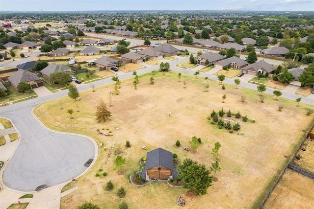 2101 NW 159th Terrace, Edmond, OK 73013