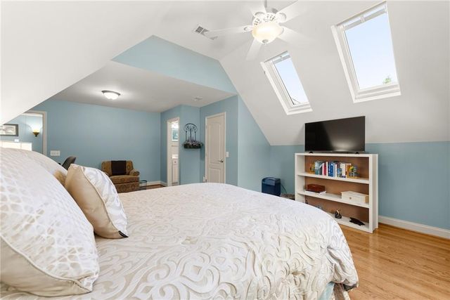 1930 Marina Way, Buford, GA 30518