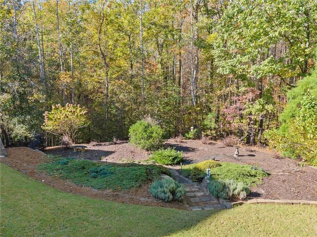 1930 Marina Way, Buford, GA 30518