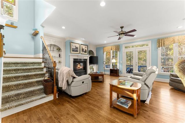 1930 Marina Way, Buford, GA 30518