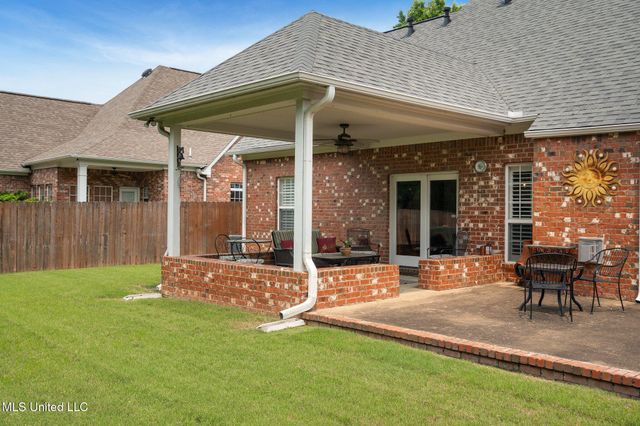 7199 Terrace Stone Drive, Olive Branch, MS 38654