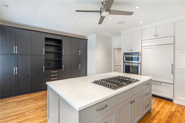 3685 Peachtree Road NE 10, Atlanta, GA 30319