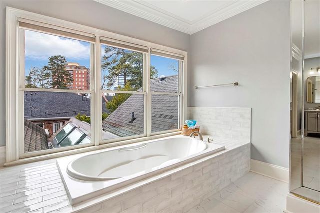 3685 Peachtree Road NE 10, Atlanta, GA 30319