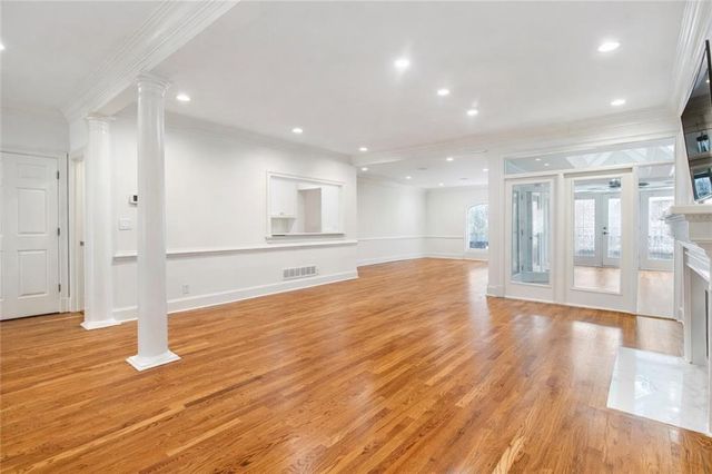 3685 Peachtree Road NE 10, Atlanta, GA 30319