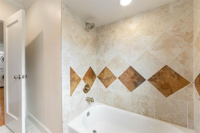 2343 Shakespeare Street 1, Houston, TX 77030