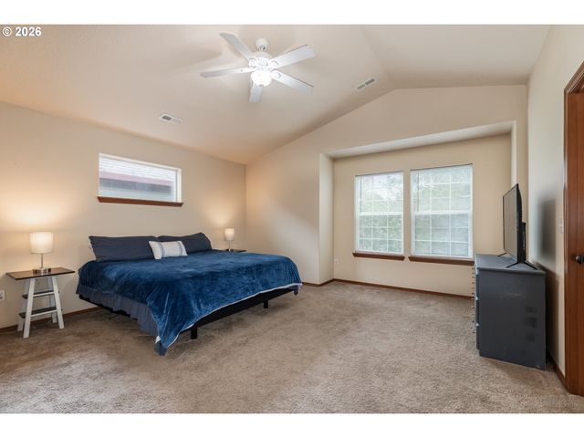 33590 Se DILL Pl, Scappoose, OR 97056