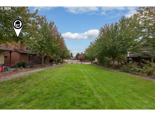 33590 Se DILL Pl, Scappoose, OR 97056
