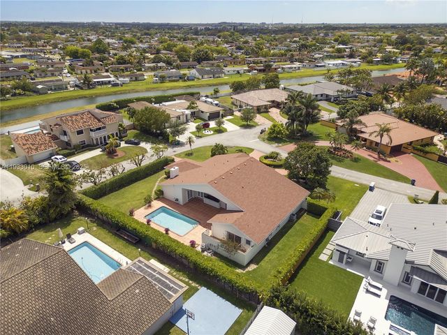 13945 SW 107th Ct, Miami, FL 33176