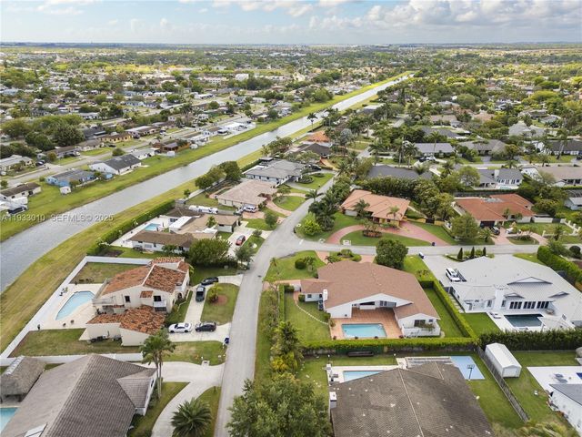 13945 SW 107th Ct, Miami, FL 33176