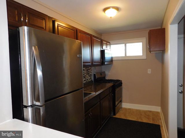 7730 PENBROOK PL, Landover, MD 20785