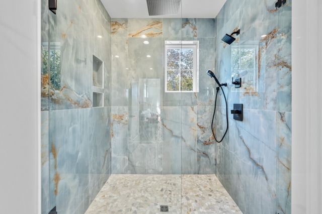 294 Rio Vista Dr, Madison, TN 37115