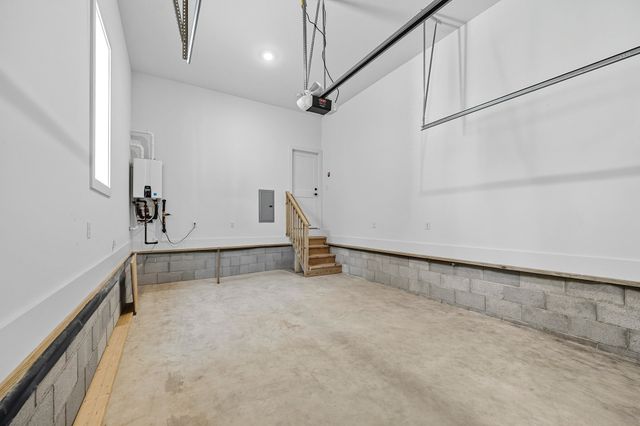 294 Rio Vista Dr, Madison, TN 37115