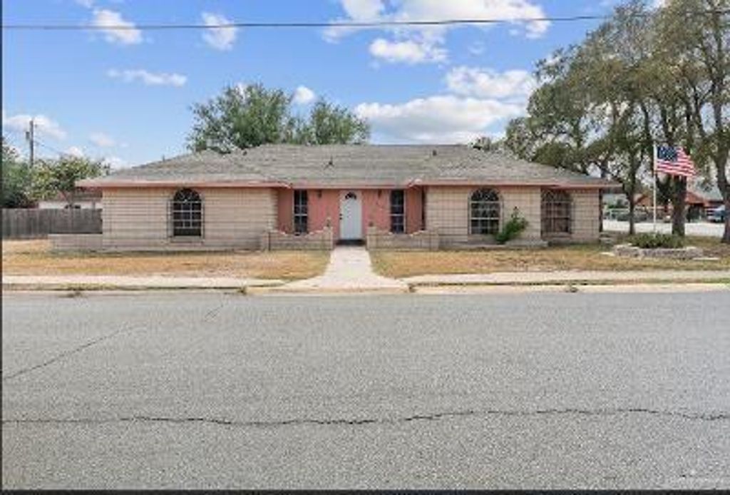 2813 Ivy Avenue W, Mcallen, TX 78501