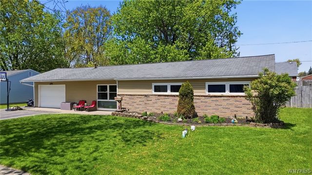 52 Donna Court, Cheektowaga, NY 14043