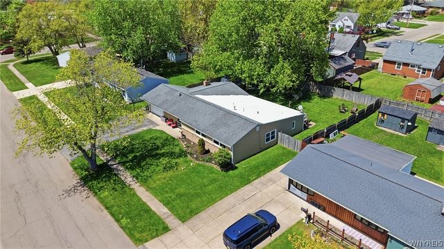 52 Donna Court, Cheektowaga, NY 14043