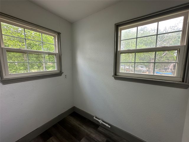 3613 Castleman Street, Fort Worth, TX 76119