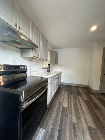 3613 Castleman Street, Fort Worth, TX 76119