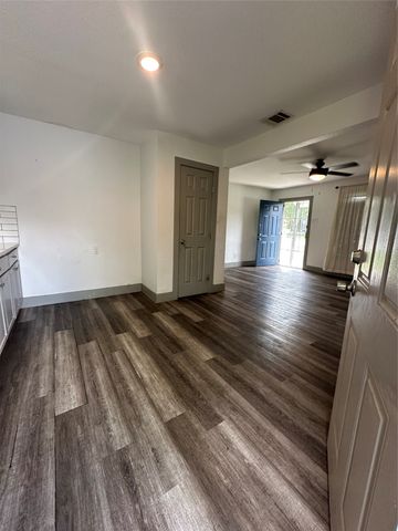 3613 Castleman Street, Fort Worth, TX 76119