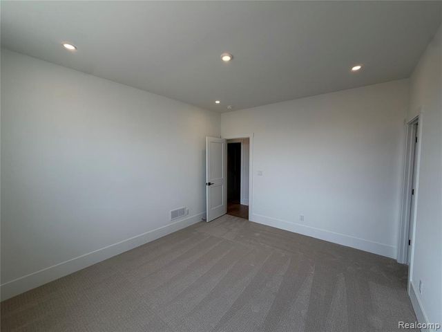 401 S Center Street 32, Northville, MI 48167
