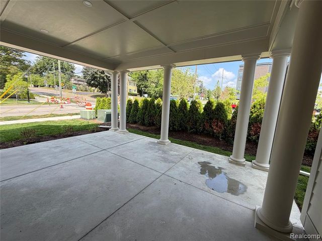 401 S Center Street 32, Northville, MI 48167