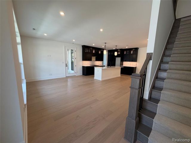 401 S Center Street 32, Northville, MI 48167