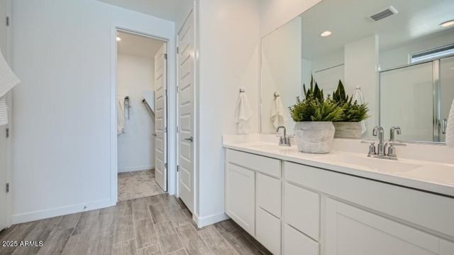 16730 W BUCKSKIN Trail, Surprise, AZ 85387