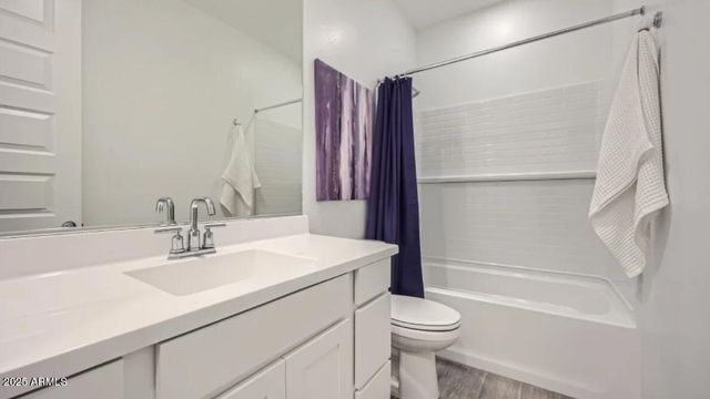 16730 W BUCKSKIN Trail, Surprise, AZ 85387