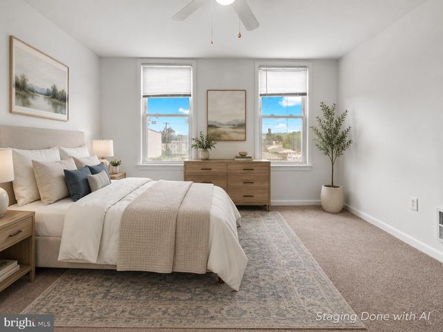 3915 FALLS RD, Baltimore, MD 21211