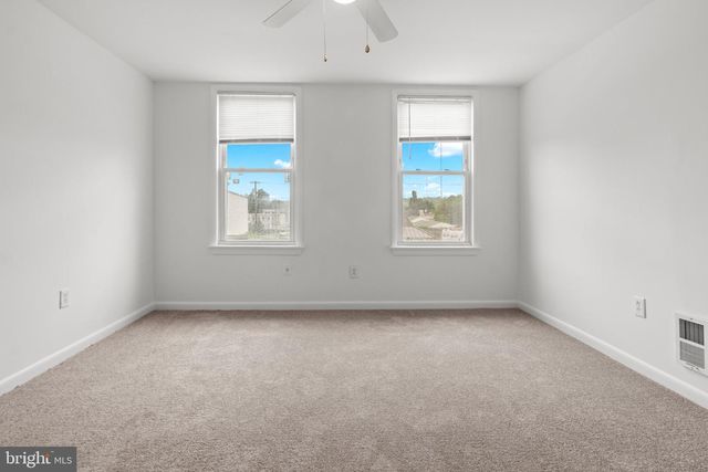 3915 FALLS RD, Baltimore, MD 21211