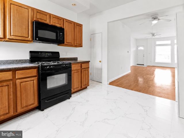 3915 FALLS RD, Baltimore, MD 21211