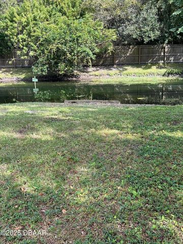 1083 Yaupon Street, Daytona Beach, FL 32117