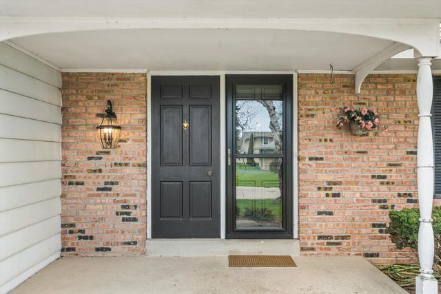 1123 Palamino DRIVE, Racine, WI 53402