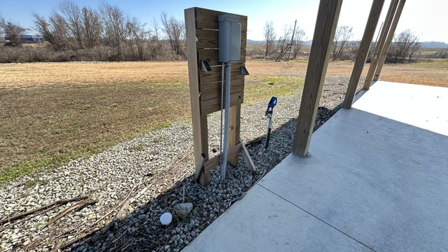 2287 Hardin Bottom River Road, Clifton, TN 38425