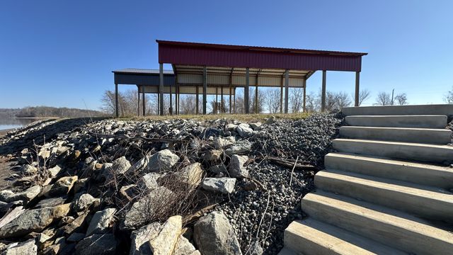 2287 Hardin Bottom River Road, Clifton, TN 38425