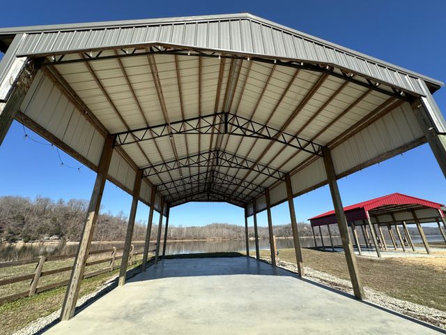 2287 Hardin Bottom River Road, Clifton, TN 38425