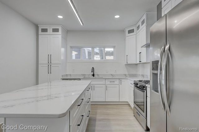 3110 N Main Street, Royal Oak, MI 48073