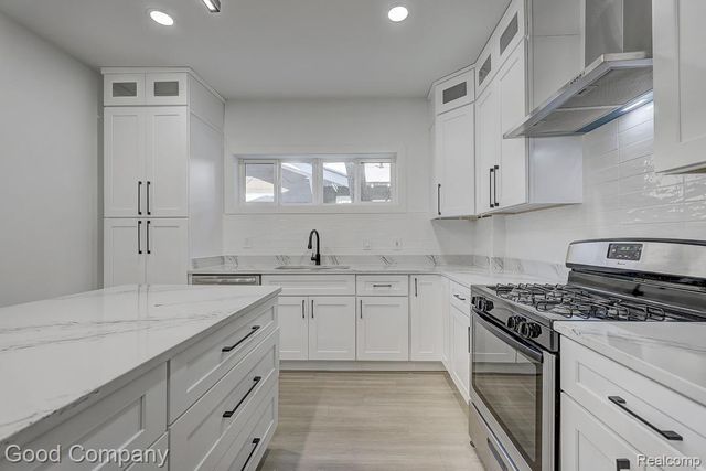 3110 N Main Street, Royal Oak, MI 48073