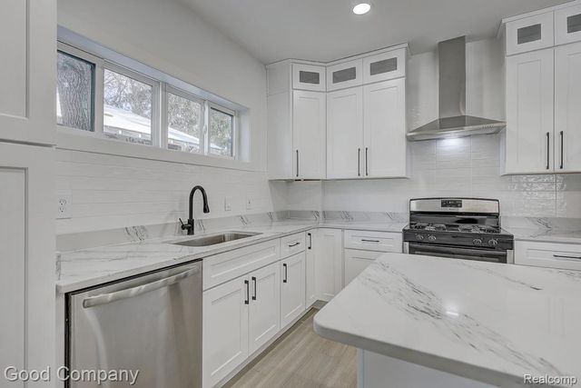 3110 N Main Street, Royal Oak, MI 48073