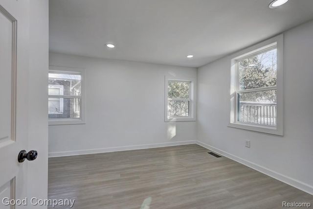 3110 N Main Street, Royal Oak, MI 48073