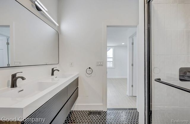 3110 N Main Street, Royal Oak, MI 48073