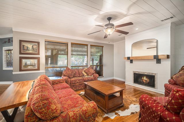 6213 Bowin Drive, Fort Worth, TX 76132