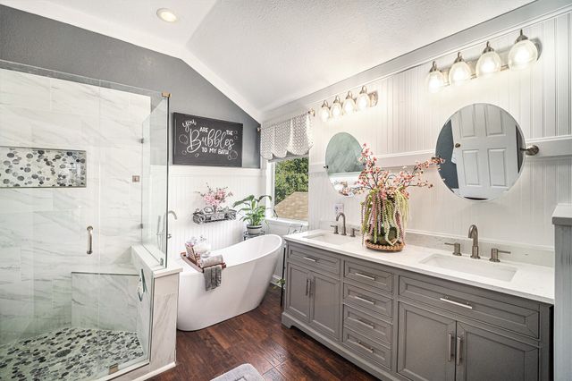 6213 Bowin Drive, Fort Worth, TX 76132