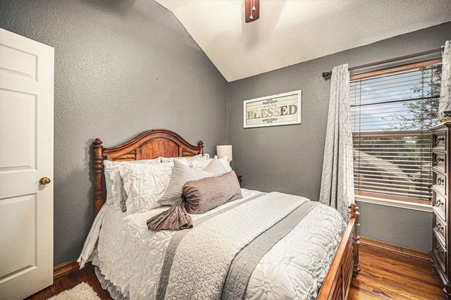 6213 Bowin Drive, Fort Worth, TX 76132