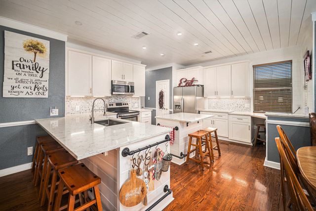 6213 Bowin Drive, Fort Worth, TX 76132