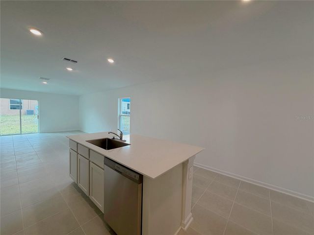 2154 LASSO LOOP, Eagle Lake, FL 33839