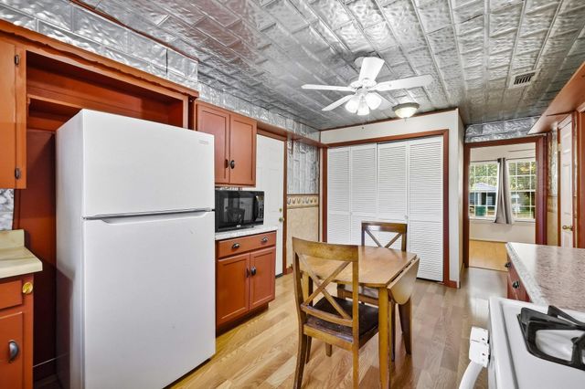 309 Elm Street, Whitesboro, TX 76273