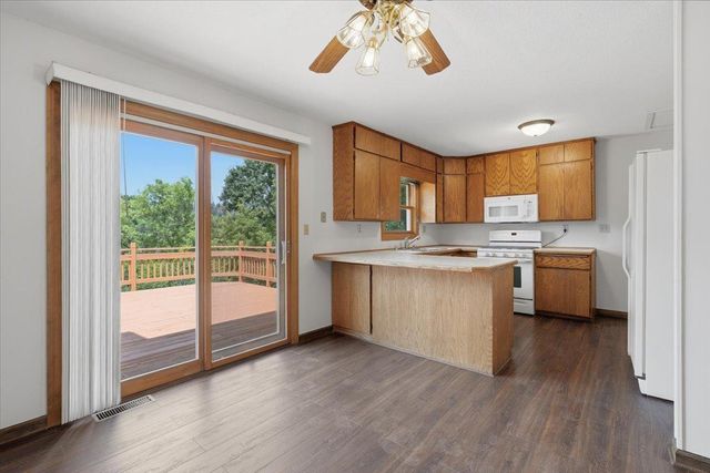710 Kinney Road, Hudson, WI 54016