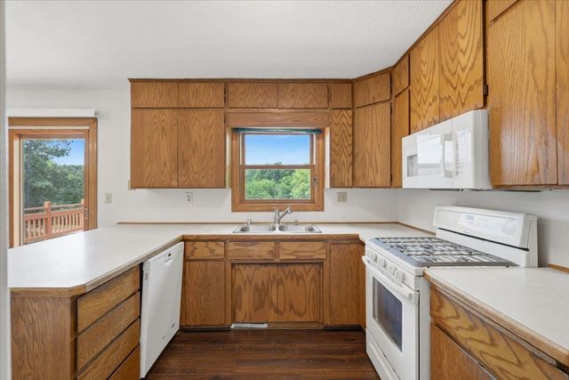 710 Kinney Road, Hudson, WI 54016