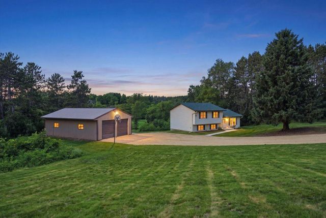 710 Kinney Road, Hudson, WI 54016