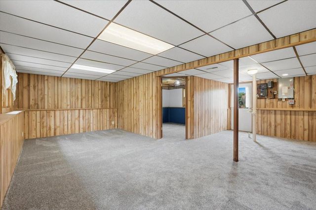 710 Kinney Road, Hudson, WI 54016
